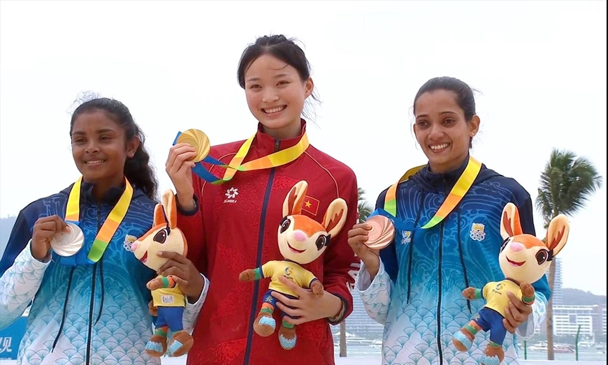 H&agrave; Thị Th&uacute;y Hằng gi&agrave;nh HCV đầu ti&ecirc;n cho Việt Nam tại Đại hội thể thao b&atilde;i biển ch&acirc;u &Aacute; 2026