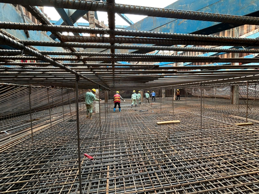 Dự &aacute;n cầu Trần Hưng Đạo: Vừa th&uacute;c đẩy tiến độ vừa ng&oacute;ng mặt bằng thi c&ocirc;ng