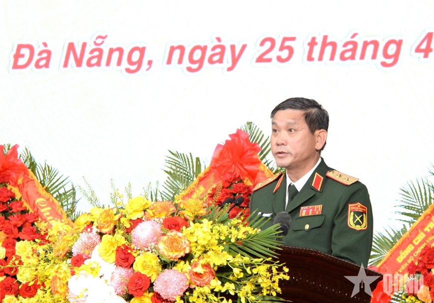 Tổng B&iacute; thư, Chủ tịch nước T&ocirc; L&acirc;m dự Lễ đ&oacute;n nhận danh hiệu Anh h&ugrave;ng Lực lượng vũ trang nh&acirc;n d&acirc;n của Qu&acirc;n khu 5