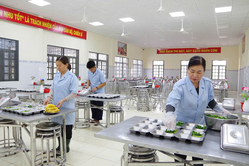Những 
