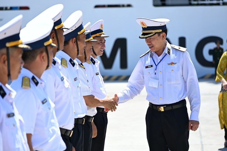 Gallery - 	Chuyến thăm Trường Sa năm 2026: Kết nối kiều bào với biển, đảo Tổ quốc