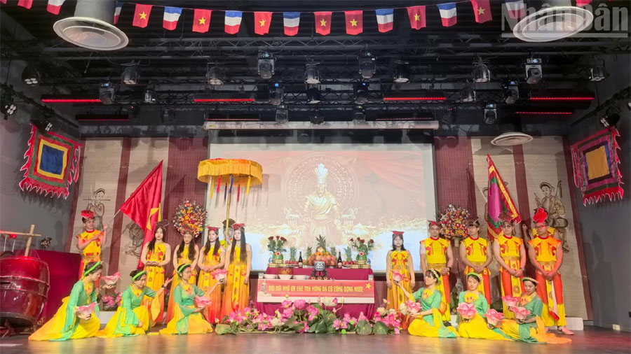 Thiêng liêng Lễ Giỗ tổ Hùng Vương 2026 tại Malaysia và Pháp
