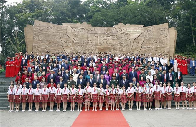 Tổng B&iacute; thư, Chủ tịch nước T&ocirc; L&acirc;m: Tiếp nối truyền thống dựng nước v&agrave; giữ nước, x&acirc;y dựng đất nước gi&agrave;u mạnh, phồn vinh, văn minh, hạnh ph&uacute;c