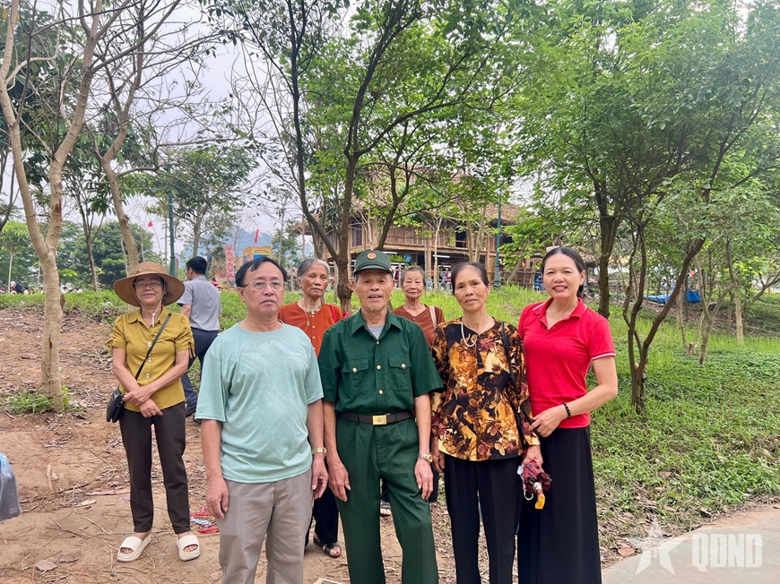 Muôn tấm lòng hướng về cội nguồn