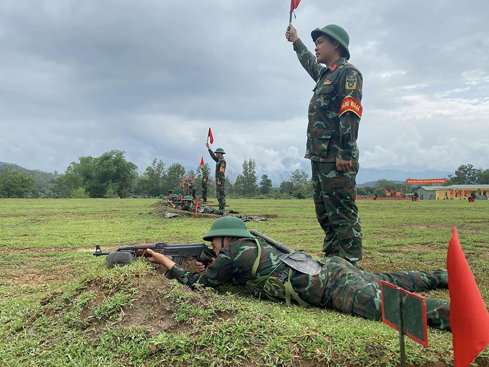Chủ động vượt khó, đoàn kết lập công
