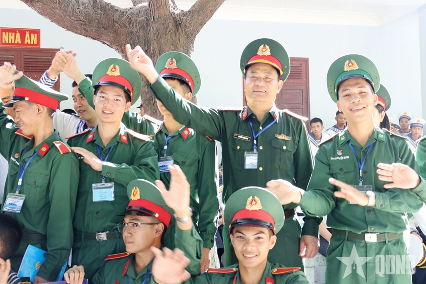 Sơn Ca - lời ca hòa nhịp điệu