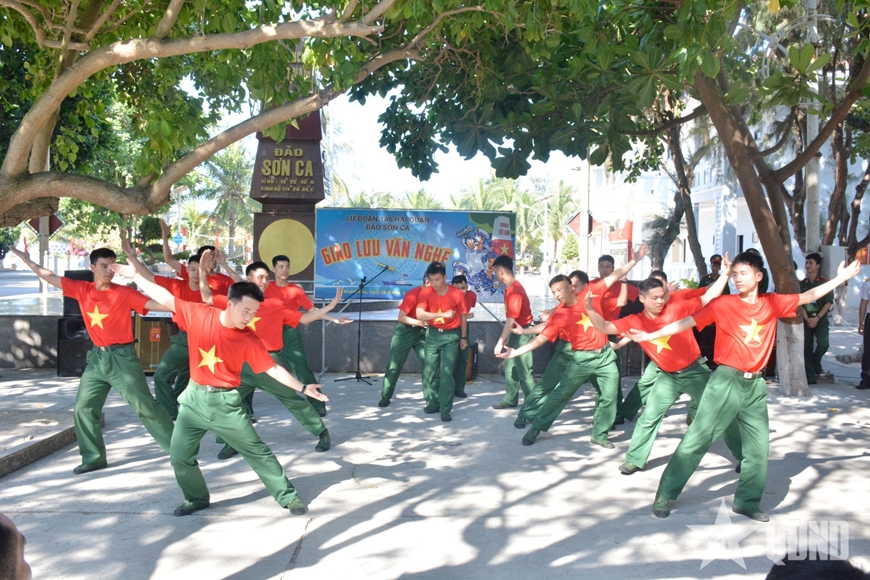 Sơn Ca - lời ca hòa nhịp điệu