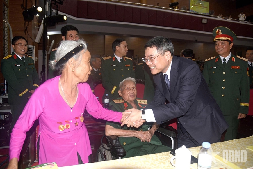 Người mẹ của những hy sinh lặng thầm
