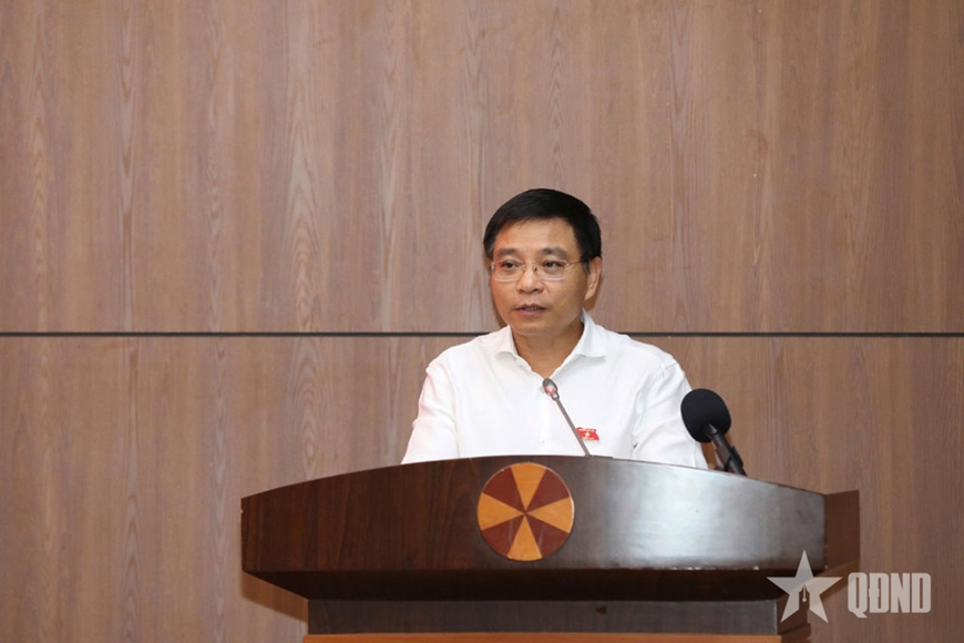 Ph&oacute; thủ tướng Nguyễn Văn Thắng tiếp x&uacute;c cử tri tại Điện Bi&ecirc;n