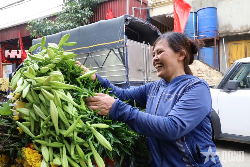 M&ugrave;a loa k&egrave;n khởi sắc tr&ecirc;n đất Thủ đ&ocirc;