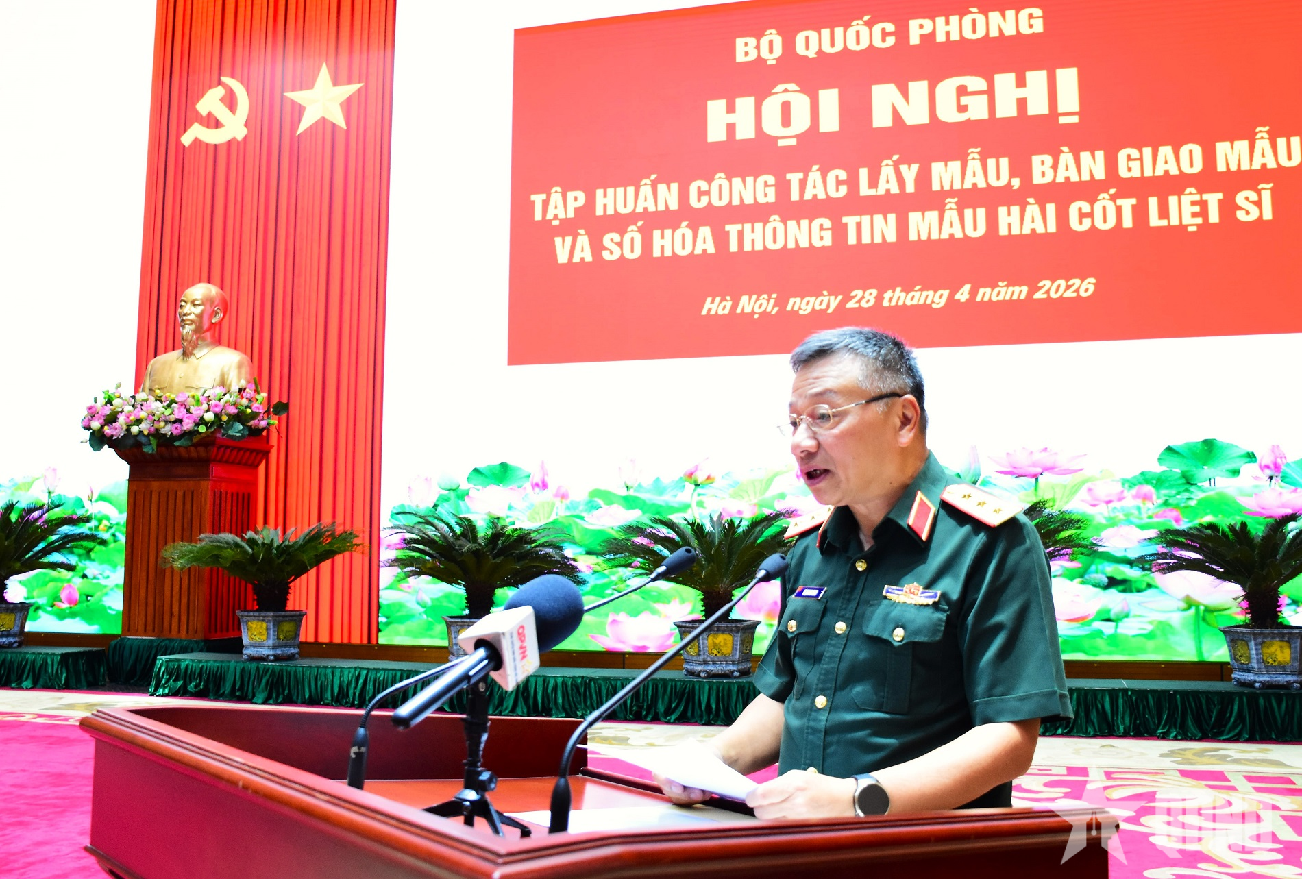 Bộ Quốc phòng tập huấn công tác lấy mẫu, bàn giao mẫu và số hóa thông tin mẫu hài cốt liệt sĩ