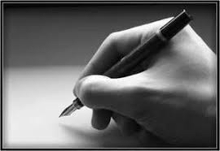 Ng&ograve;i b&uacute;t nh&acirc;n văn, tử tế phải thể hiện tinh thần y&ecirc;u nước thương d&acirc;n, t&ocirc;n trọng lịch sử