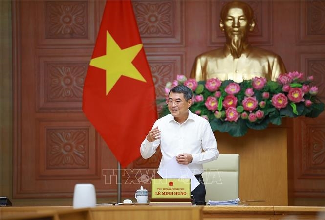 Thủ tướng Ch&iacute;nh phủ L&ecirc; Minh Hưng l&agrave;m việc với Bộ N&ocirc;ng nghiệp v&agrave; M&ocirc;i trường