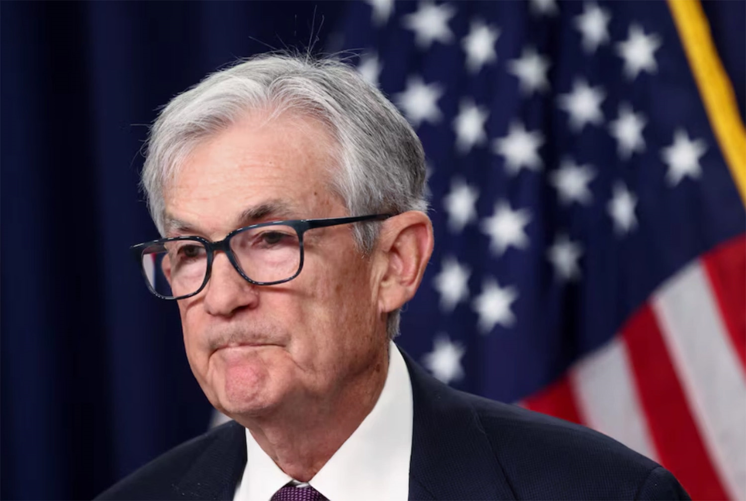  Fed giữ nguyên lãi suất cơ bản