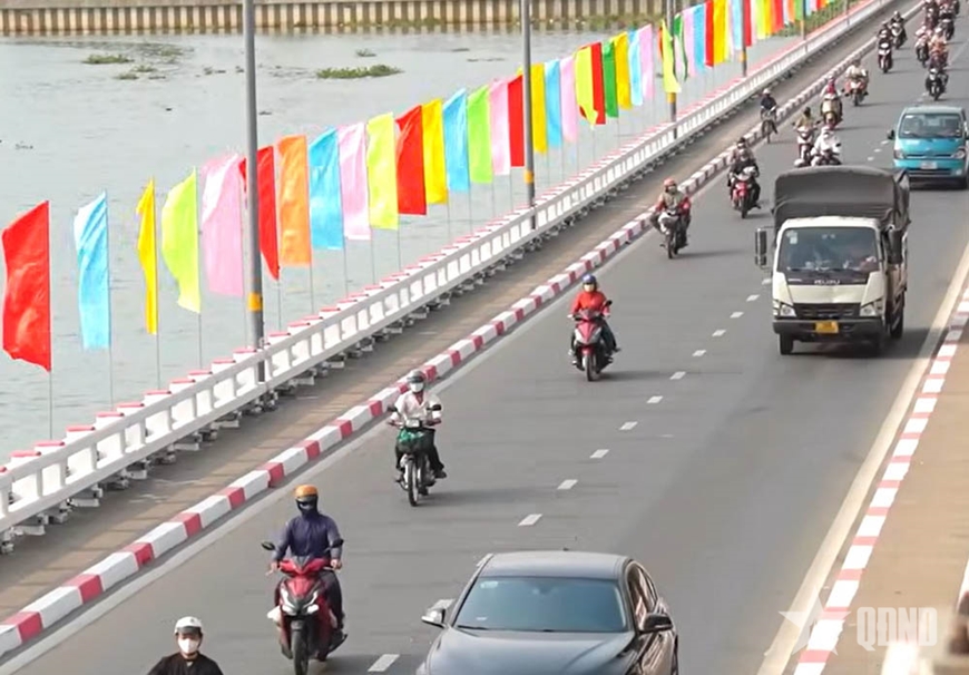 Rực rỡ sắc m&agrave;u ng&agrave;y đầu th&agrave;nh lập th&agrave;nh phố Đồng Nai