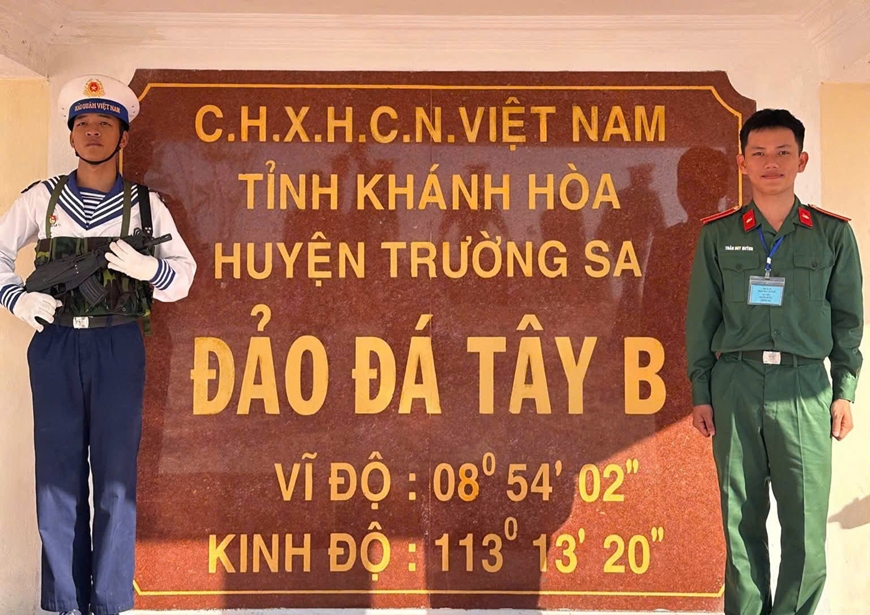 Học viên sĩ quan Tăng thiết giáp kể chuyện lần đầu đến Trường Sa