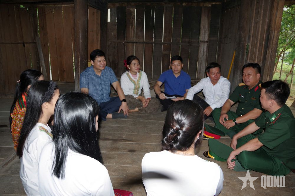 Những “hạt giống đỏ” dưới chân núi Ka Đay