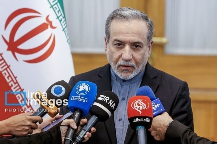 Iran vẫn sẵn sàng đối thoại, Mỹ gia tăng trừng phạt