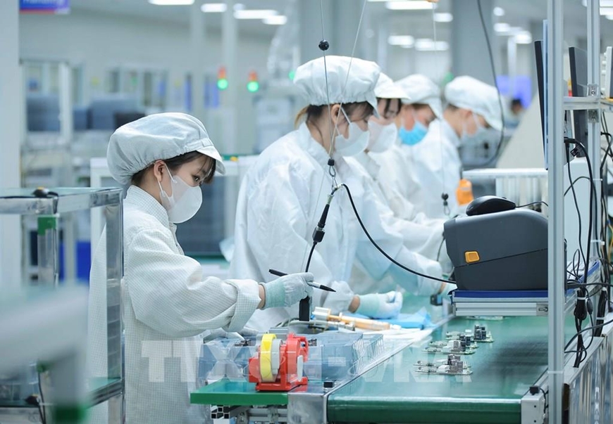 4 th&aacute;ng đầu năm 2026, tổng vốn đầu tư nước ngo&agrave;i đăng k&yacute; v&agrave;o Việt Nam đạt 18,24 tỷ USD, tăng 32%