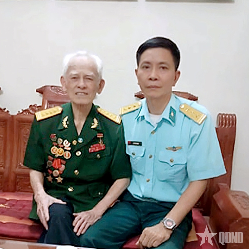 Ông cha ta đánh giặc: Một mình một pháo, diệt nhiều tên địch
