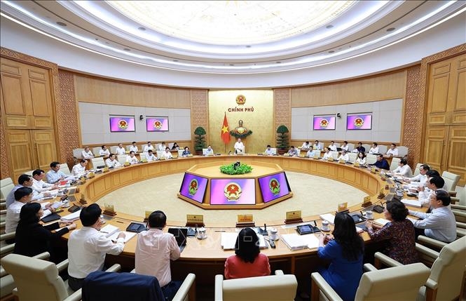 Thủ tướng L&ecirc; Minh Hưng chủ tr&igrave; phi&ecirc;n họp Ch&iacute;nh phủ thường kỳ th&aacute;ng 4-2026