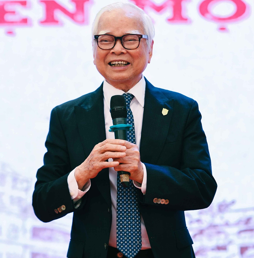 TS Nguyễn Văn Hòa.