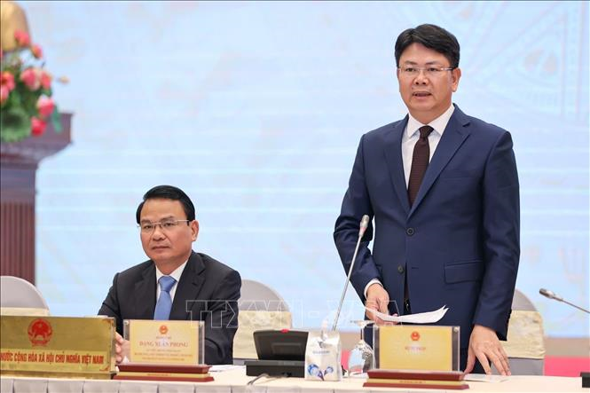 Họp báo Chính phủ thường kỳ: Cắt giảm thực chất thủ tục hành chính, quy định kinh doanh