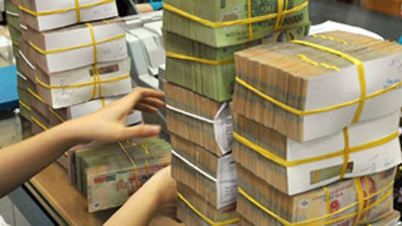 Thu ngân sách 4 tháng tăng hơn 15%