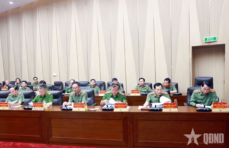 Ho&agrave;n thiện quy chế phối hợp trong kiểm tra, gi&aacute;m s&aacute;t, thi h&agrave;nh kỷ luật đảng trong C&ocirc;ng an nh&acirc;n d&acirc;n