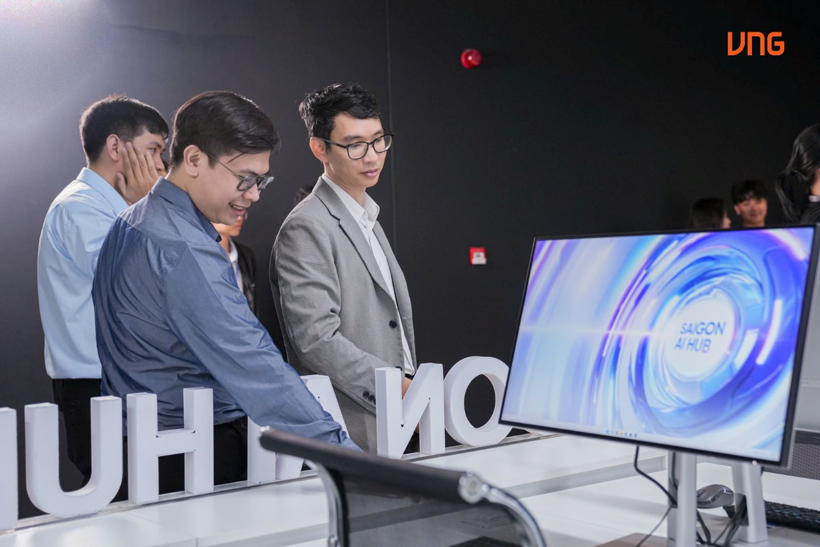 Ra mắt mô hình Applied AI Lab đầu tiên tại Việt Nam

