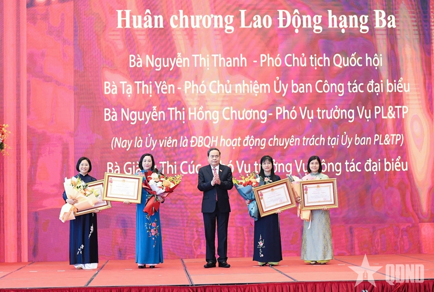 Chủ tịch Quốc hội dự Hội nghị Tổng kết công tác thi đua, khen thưởng của Ủy ban Thường vụ Quốc hội
