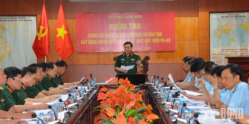 Gallery - 	Bộ Tổng Tham mưu kiểm tra công tác huấn luyện, giáo dục và đào tạo
