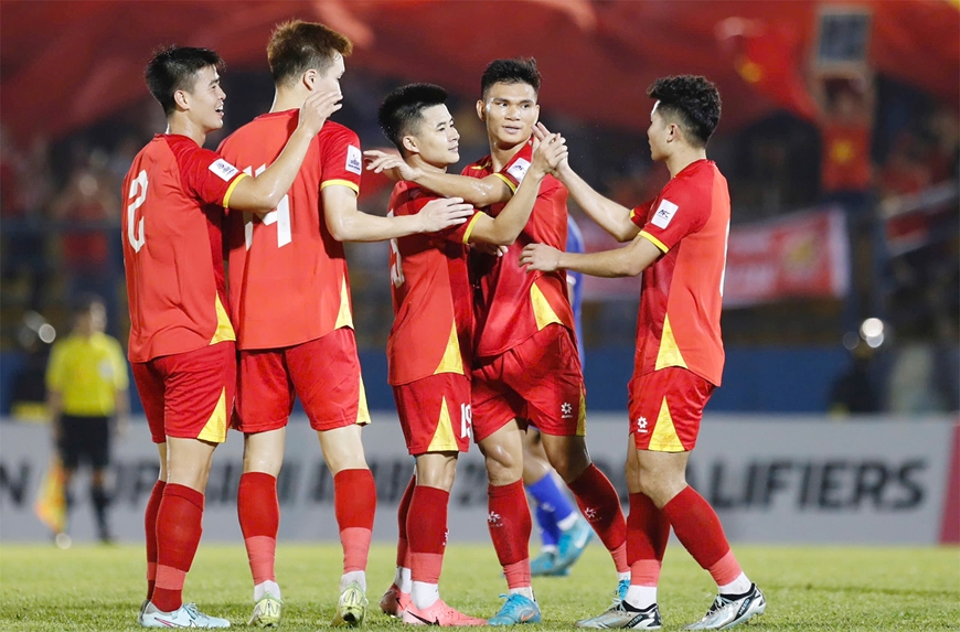 Tin thể thao (7-5): PSG v&agrave;o chung kết C&uacute;p C1 ch&acirc;u &Acirc;u, U17 Việt Nam khởi đầu thuận lợi