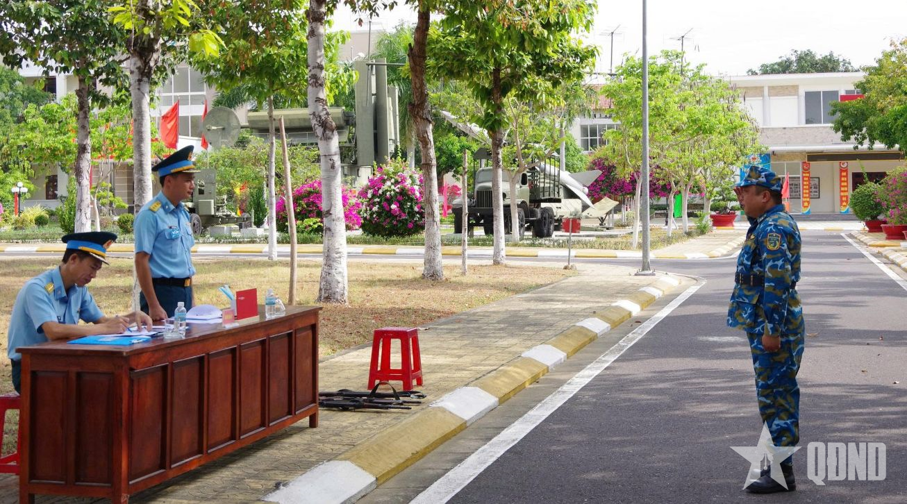 Sư đoàn 377 nâng cao chất lượng cán bộ qua Hội thi chỉ huy, cơ quan  