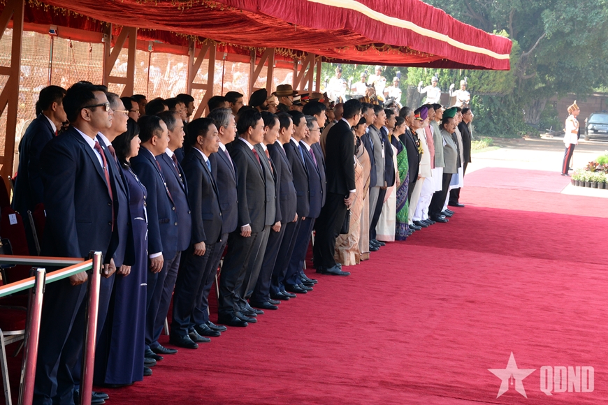 Lễ đ&oacute;n ch&iacute;nh thức Tổng B&iacute; thư, Chủ tịch nước T&ocirc; L&acirc;m thăm cấp nh&agrave; nước tới Ấn Độ