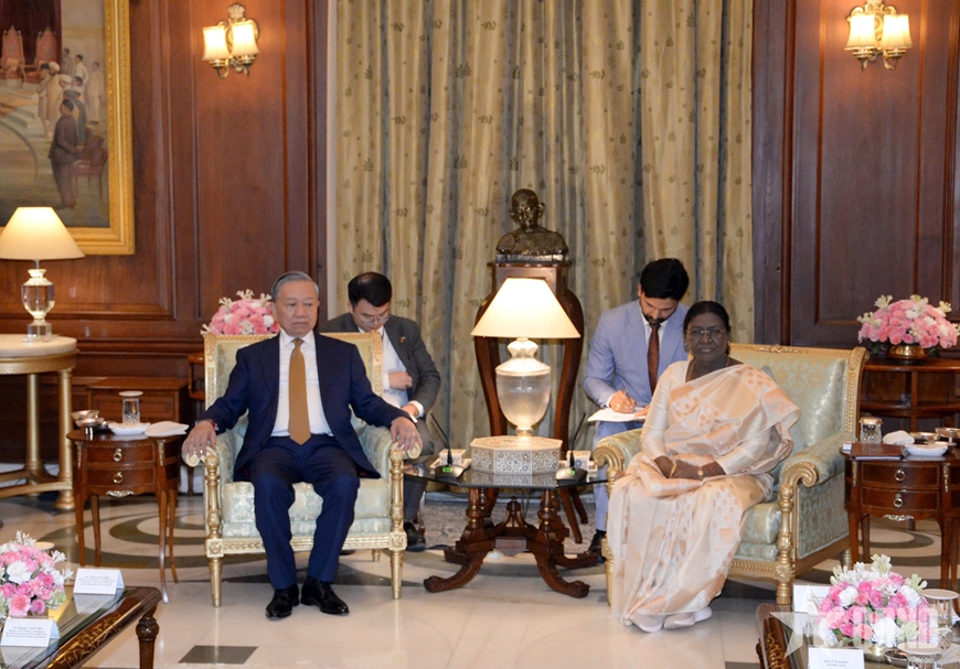 Tổng B&iacute; thư, Chủ tịch nước T&ocirc; L&acirc;m hội kiến Tổng thống Ấn Độ Droupadi Murmu