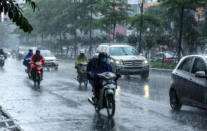 Thời tiết h&ocirc;m nay (7-5): Bắc Bộ đ&oacute;n mưa d&ocirc;ng diện rộng, c&oacute; nơi mưa rất to