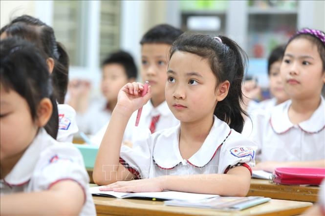 Tỉnh t&aacute;o để giữ vững bản chất nền gi&aacute;o dục c&aacute;ch mạng, ph&ograve;ng, chống nguy cơ chệch hướng, &ldquo;đổi m&agrave;u&rdquo;