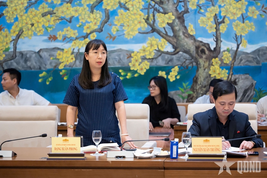 Chủ tịch Quốc hội Trần Thanh Mẫn: Kh&ocirc;ng n&eacute; tr&aacute;nh, mạnh dạn b&atilde;i bỏ c&aacute;c quy định kh&ocirc;ng c&ograve;n ph&ugrave; hợp d&ugrave; thuộc lợi &iacute;ch quản l&yacute;