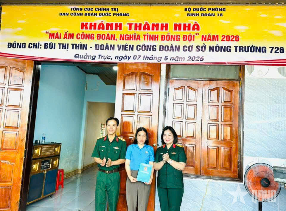 Ban Công đoàn Quốc phòng: Khánh thành, bàn giao nhà “Mái ấm công đoàn, nghĩa tình đồng đội” 

