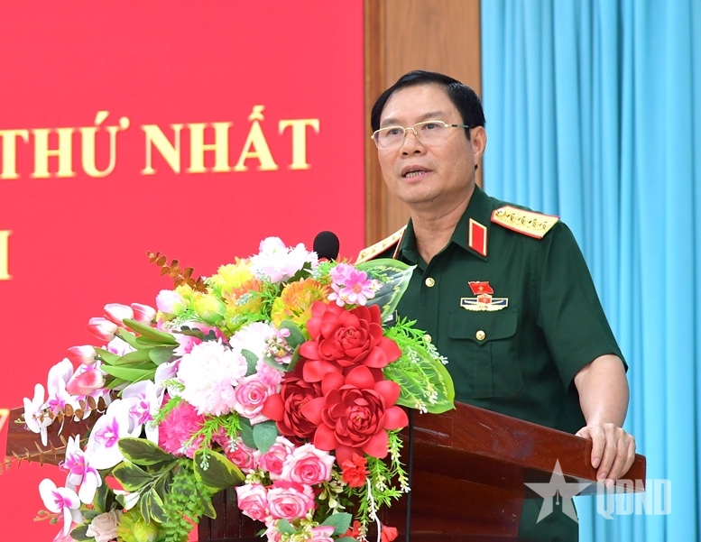 Đại tướng Nguyễn T&acirc;n Cương: Tỉnh Đồng Th&aacute;p triển khai đồng bộ, quyết liệt c&aacute;c nhiệm vụ, giải ph&aacute;p trọng t&acirc;m
