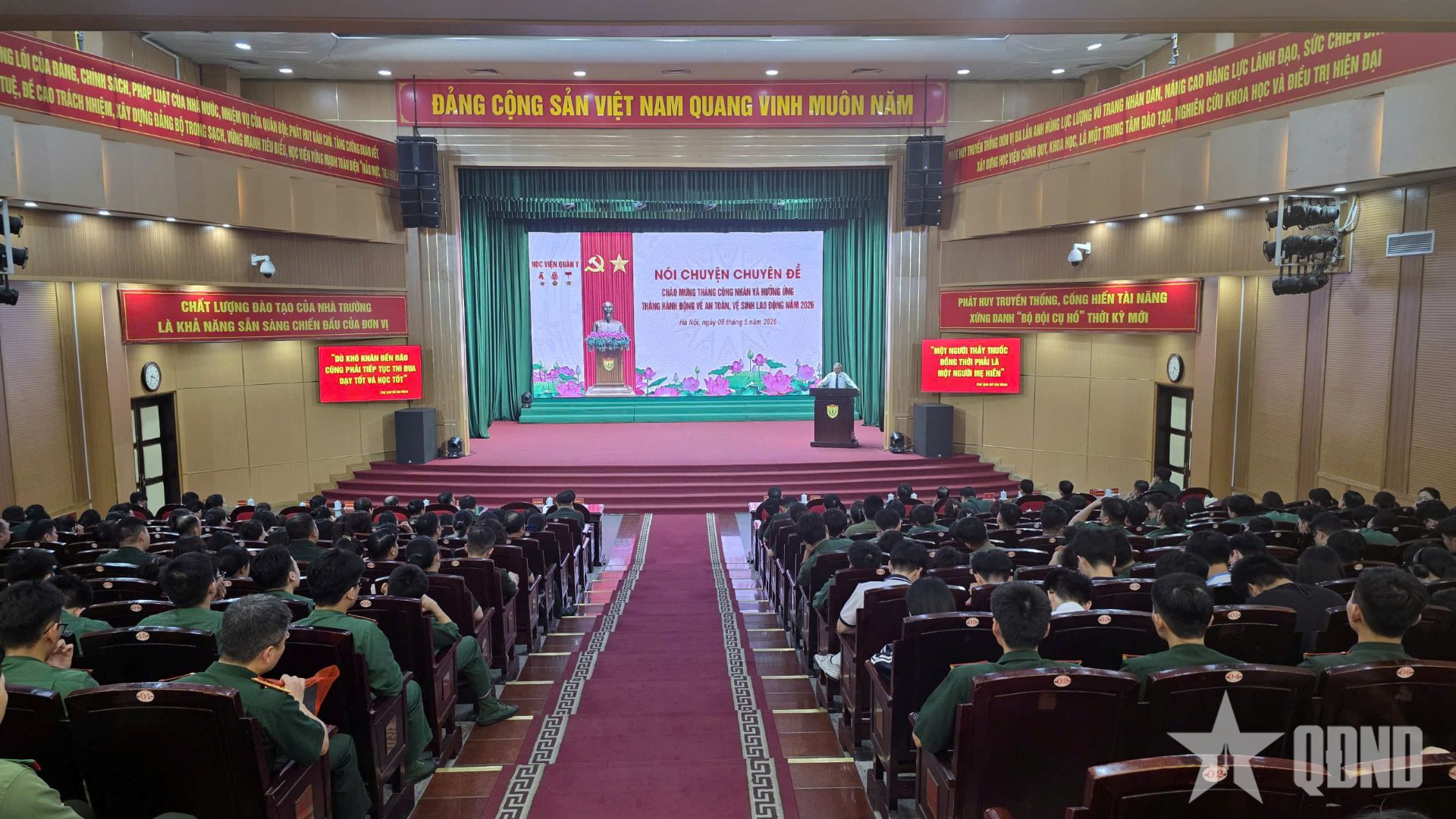 Học viện Quân y: Nâng cao kỹ năng giao tiếp và văn hóa công sở của quân nhân

