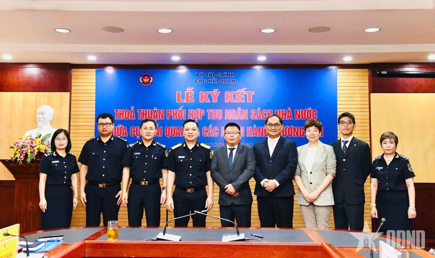 Cục Hải quan k&yacute; thỏa thuận phối hợp thu ng&acirc;n s&aacute;ch Nh&agrave; nước với 4 Ng&acirc;n h&agrave;ng thương mại