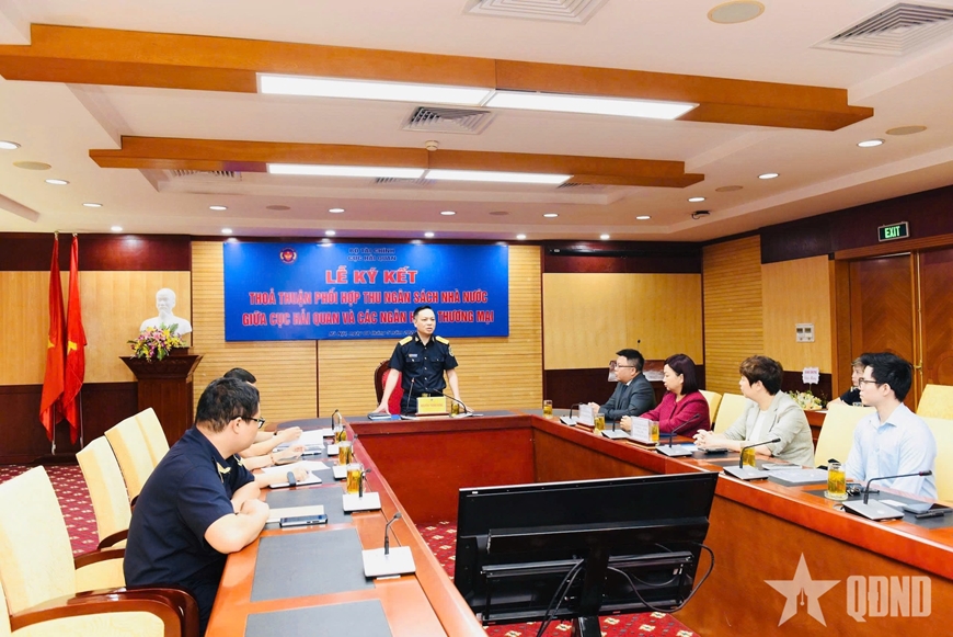 Cục Hải quan k&yacute; thỏa thuận phối hợp thu ng&acirc;n s&aacute;ch Nh&agrave; nước với 4 Ng&acirc;n h&agrave;ng thương mại