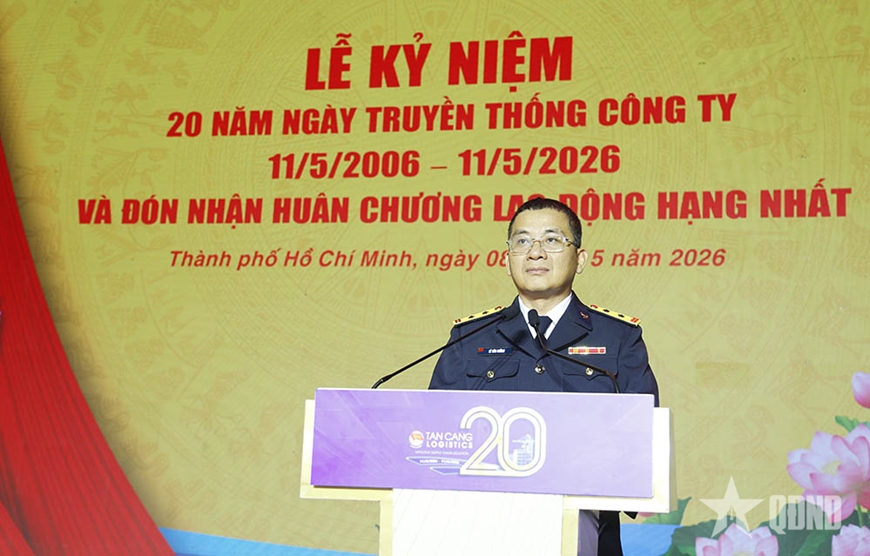 Công ty Cổ phần Đại lý giao nhận vận tải xếp dỡ Tân Cảng đón nhận Huân chương Lao động hạng Nhất