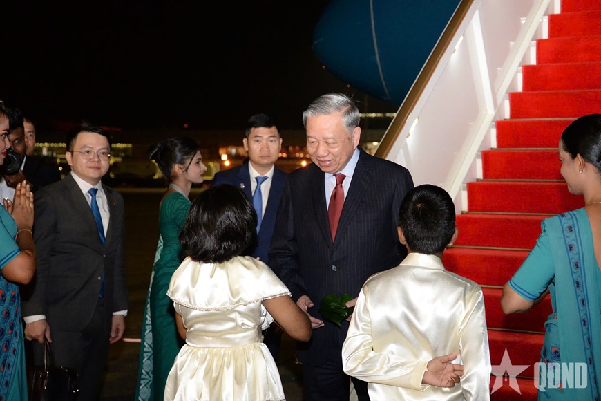 Tổng B&iacute; thư, Chủ tịch nước T&ocirc; L&acirc;m bắt đầu thăm cấp Nh&agrave; nước Cộng h&ograve;a x&atilde; hội chủ nghĩa d&acirc;n chủ Sri Lanka