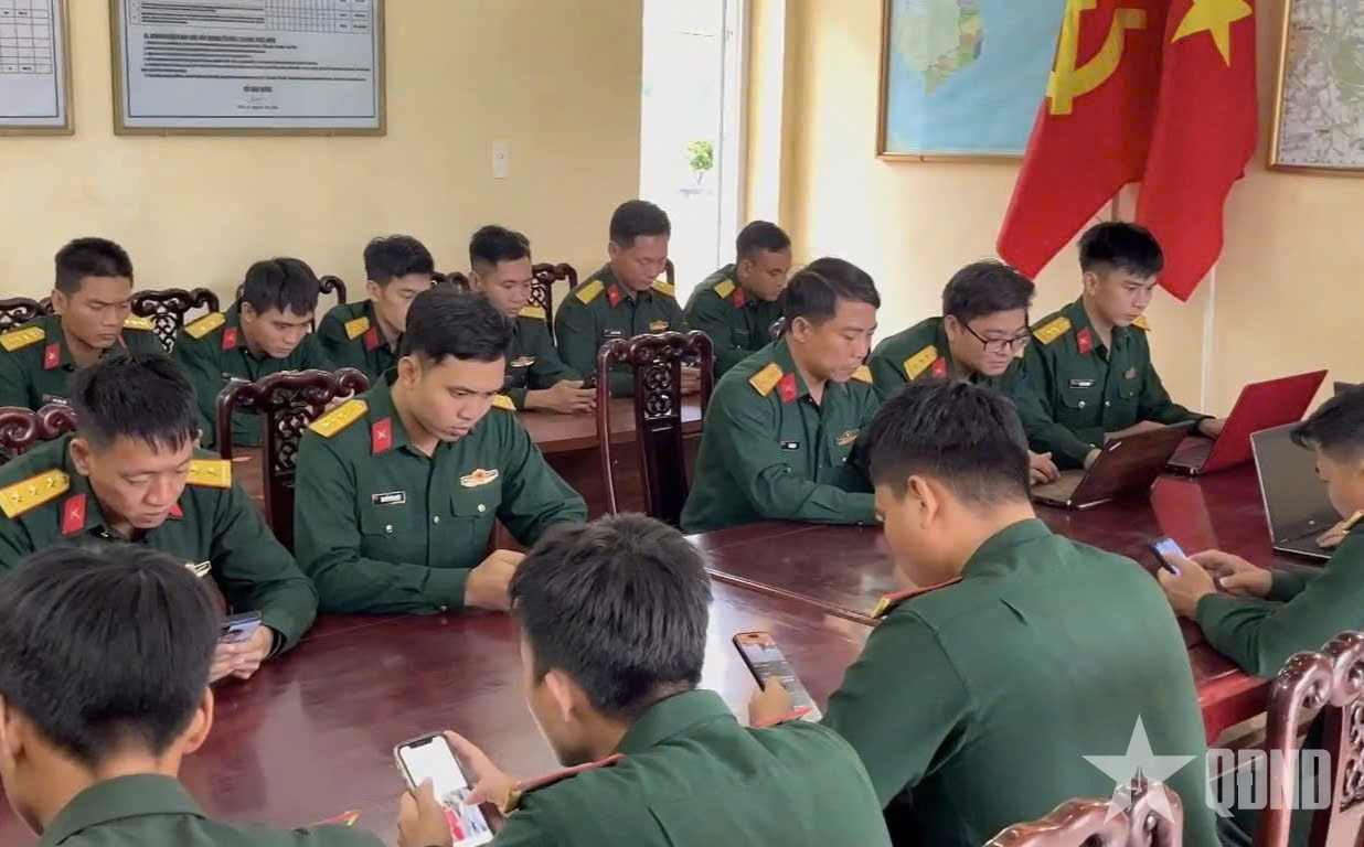 Giữ vững “linh hồn, mạch sống” của Quân đội trong kỷ nguyên số - Bài 1: Nhận diện biến tướng mới của âm mưu phi chính trị hóa Quân đội trong kỷ nguyên số

