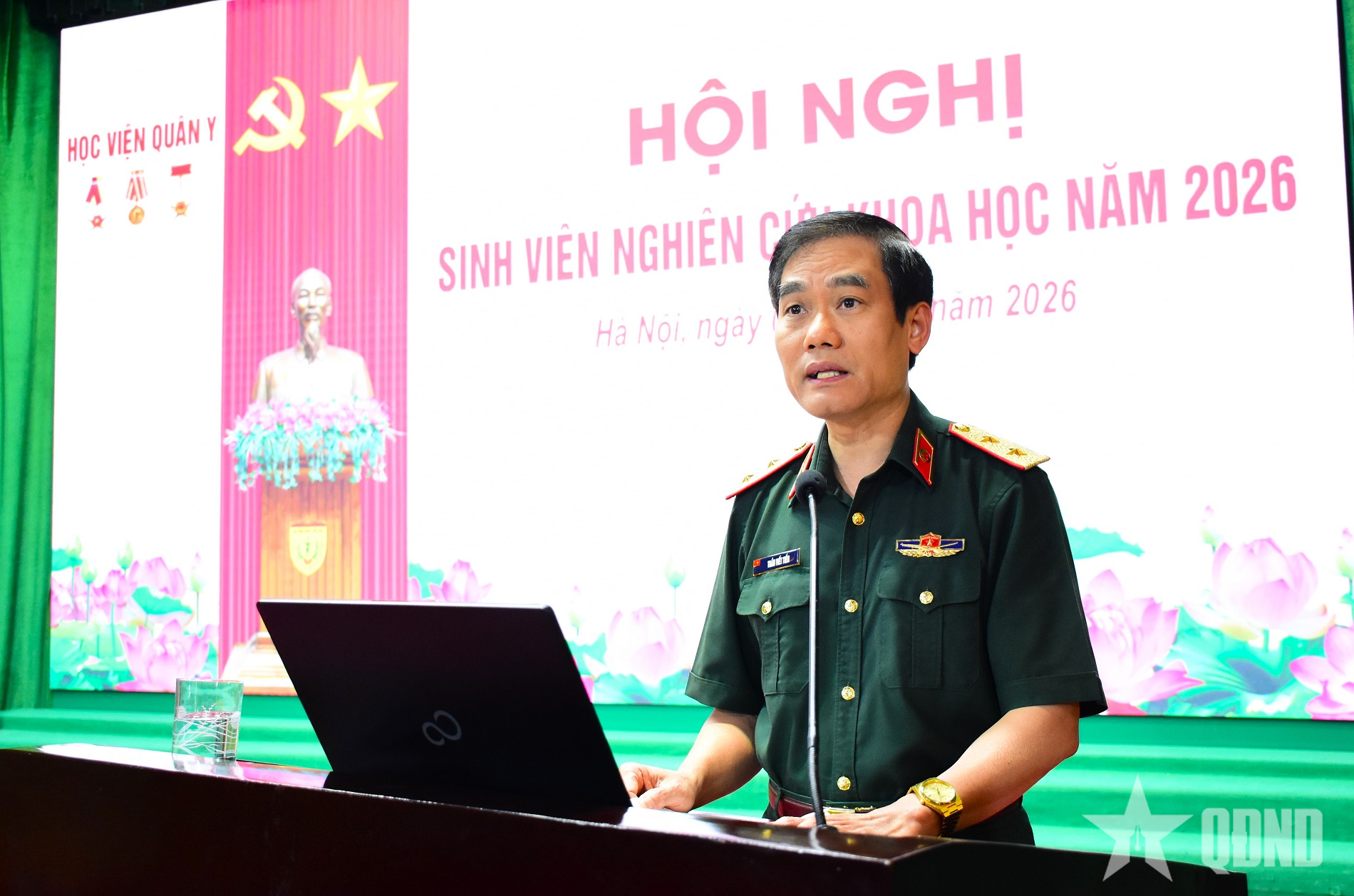 Học viện Quân y đánh giá kết quả hoạt động nghiên cứu khoa học của học viên, sinh viên