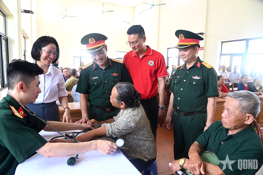Lan tỏa sâu rộng việc học và làm theo Bác trong LLVT tỉnh Quảng Ninh