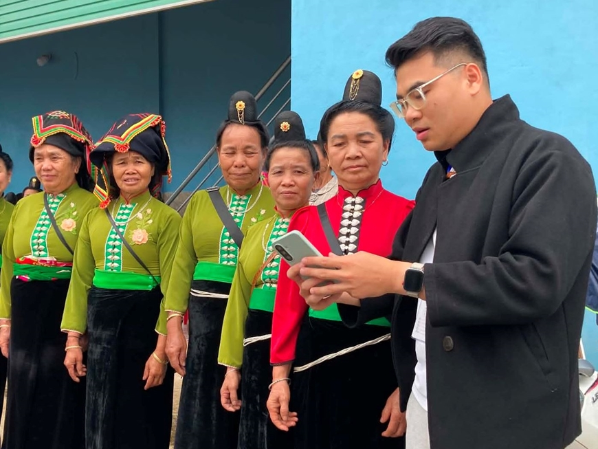 Từ thực tiễn bình dân học vụ số và 